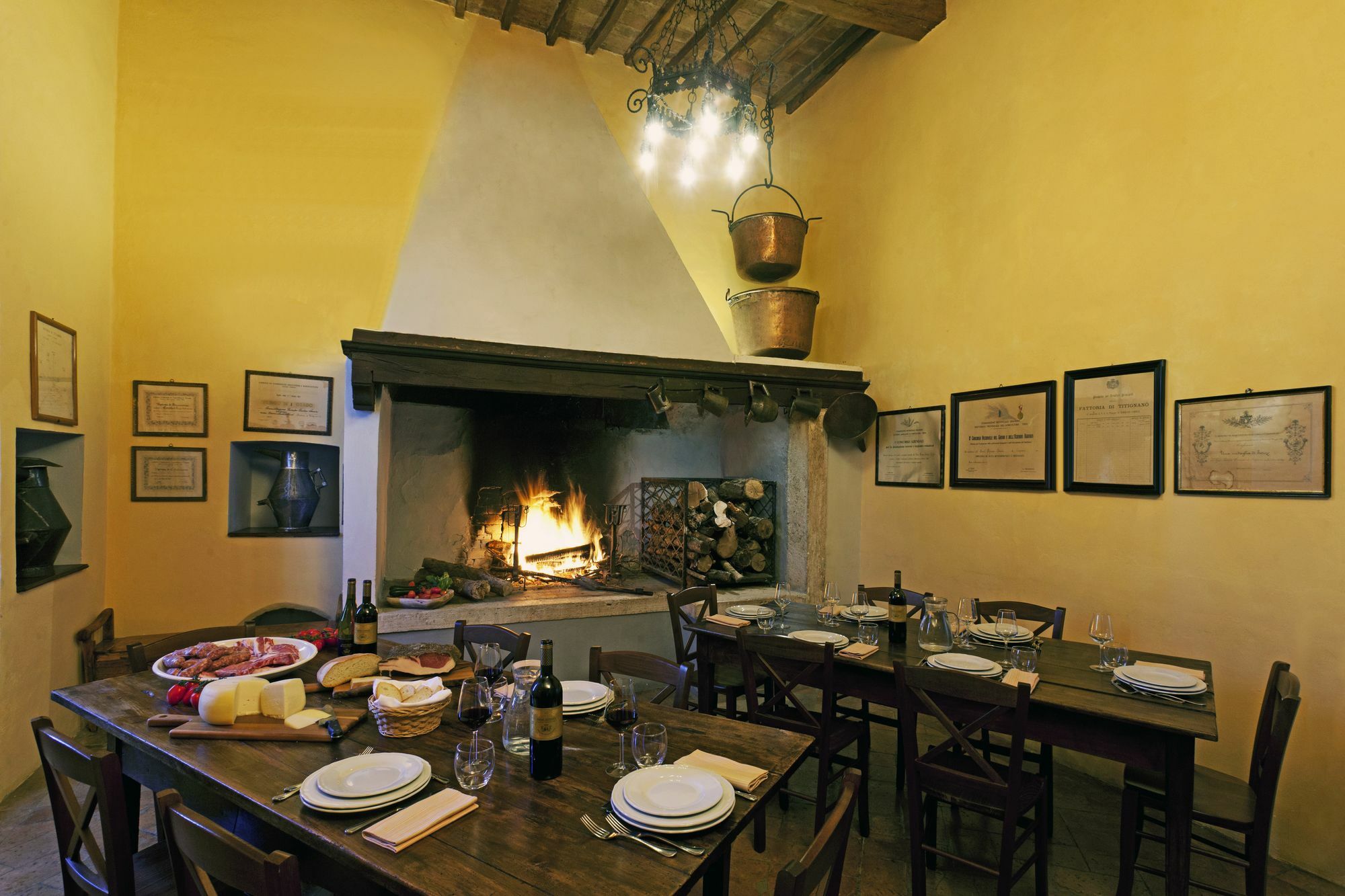奥维多Castello Di Titignano别墅 外观 照片
